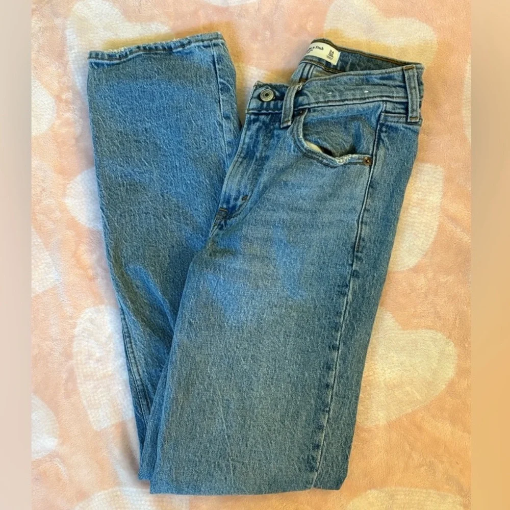 Abercrombie & Fitch Light Blue Straight Leg Jeans - Picture 1 of 4